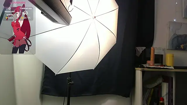 Snapshot of Mishell_Bons chatting on November 21, 2025, 6:39 pm Mishell Bons online show from November 21, 2025, 6:39 pm