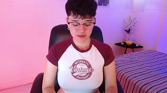 jeroharper online show from September 27, 2025, 2:44 pm