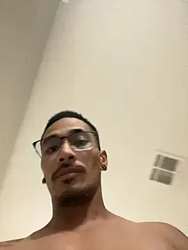 Snapshot of tanjir020 chatting on September 17, 2025, 4:36 am tanjir020 online show from September 17, 2025, 4:36 am