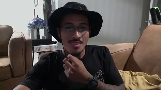 Snapshot of tanjir020 chatting on November 11, 2025, 9:31 am tanjir020 online show from November 11, 2025, 9:31 am