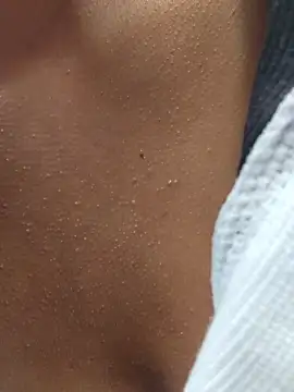 Snapshot of Lorena_Mcfly chatting on October 24, 2025, 12:45 pm Lorena Mcfly online show from October 24, 2025, 12:45 pm