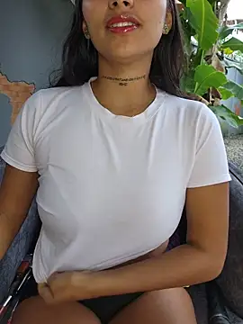 Snapshot of Lorena_Mcfly chatting on October 26, 2025, 1:17 pm Lorena Mcfly online show from October 26, 2025, 1:17 pm