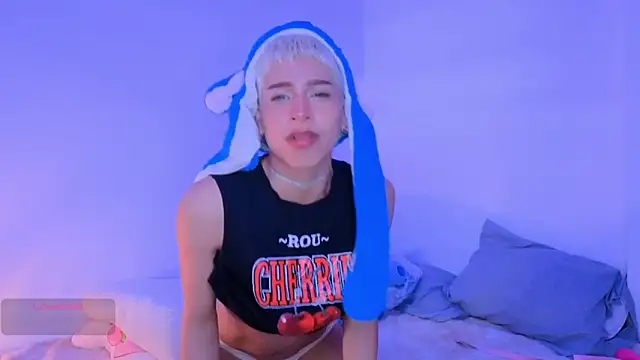 Snapshot of taichi_bluy chatting on September 14, 2025, 7:46 pm taichi bluy online show from September 14, 2025, 7:46 pm