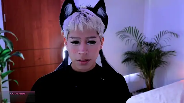 Snapshot of taichi_bluy chatting on October 7, 2025, 9:34 pm taichi bluy online show from October 7, 2025, 9:34 pm