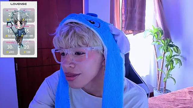 Snapshot of taichi_bluy chatting on November 27, 2025, 4:31 pm taichi bluy online show from November 27, 2025, 4:31 pm