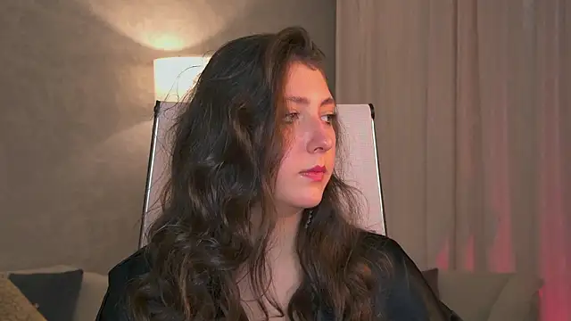 Snapshot of Mary_Miiller chatting on September 10, 2025, 9:42 am Mary Miiller online show from September 10, 2025, 9:42 am