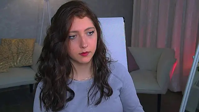 Snapshot of Mary_Miiller chatting on October 21, 2025, 11:44 am Mary Miiller online show from October 21, 2025, 11:44 am