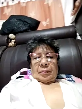 Snapshot of OliviaMorris1 chatting on October 29, 2025, 9:11 am OliviaMorris1 online show from October 29, 2025, 9:11 am