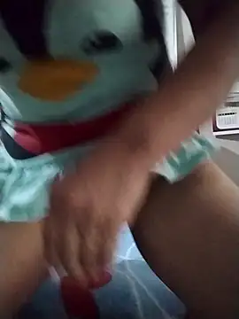 Snapshot of OliviaMorris1 chatting on November 3, 2025, 2:40 pm OliviaMorris1 online show from November 3, 2025, 2:40 pm