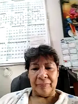 Snapshot of OliviaMorris1 chatting on November 16, 2025, 2:44 pm OliviaMorris1 online show from November 16, 2025, 2:44 pm