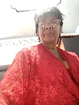 Snapshot of OliviaMorris1 chatting on November 30, 2025, 2:21 pm OliviaMorris1 online show from November 30, 2025, 2:21 pm