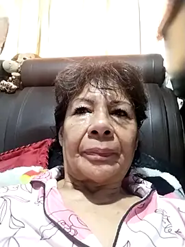 Snapshot of OliviaMorris1 chatting on December 2, 2025, 1:50 pm OliviaMorris1 online show from December 2, 2025, 1:50 pm