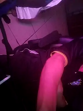 Snapshot of Veww1313 chatting on September 15, 2025, 4:40 pm Veww1313 online show from September 15, 2025, 4:40 pm