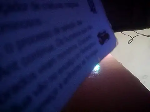 Snapshot of Veww1313 chatting on October 7, 2025, 2:58 pm Veww1313 online show from October 7, 2025, 2:58 pm