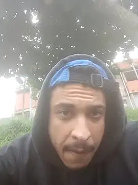 Snapshot of Veww1313 chatting on October 11, 2025, 10:47 am Veww1313 online show from October 11, 2025, 10:47 am