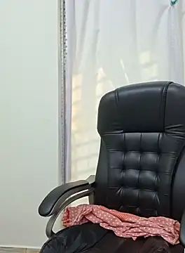 Bristy- online show from October 15, 2025, 10:26 am