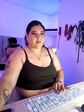 Snapshot of AndreaKinky chatting on November 22, 2025, 8:24 am AndreaKinky online show from November 22, 2025, 8:24 am