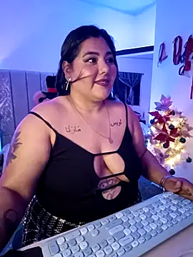 Snapshot of AndreaKinky chatting on December 5, 2025, 8:12 am AndreaKinky online show from December 5, 2025, 8:12 am