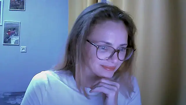 Snapshot of SEA_Dream chatting on September 8, 2025, 2:38 pm SEA Dream online show from September 8, 2025, 2:38 pm