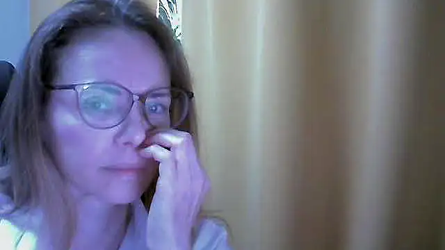 Snapshot of SEA_Dream chatting on September 19, 2025, 4:47 am SEA Dream online show from September 19, 2025, 4:47 am