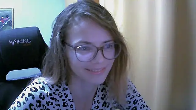 Snapshot of SEA_Dream chatting on September 22, 2025, 3:52 am SEA Dream online show from September 22, 2025, 3:52 am