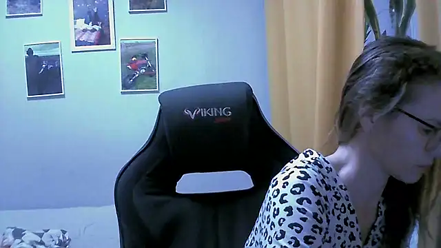 Snapshot of SEA_Dream chatting on October 15, 2025, 4:01 am SEA Dream online show from October 15, 2025, 4:01 am