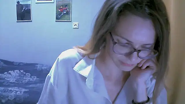 Snapshot of SEA_Dream chatting on November 28, 2025, 6:05 am SEA Dream online show from November 28, 2025, 6:05 am