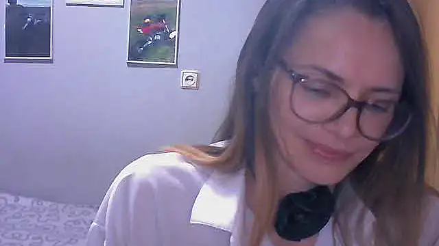 Snapshot of SEA_Dream chatting on December 14, 2025, 5:29 pm SEA Dream online show from December 14, 2025, 5:29 pm