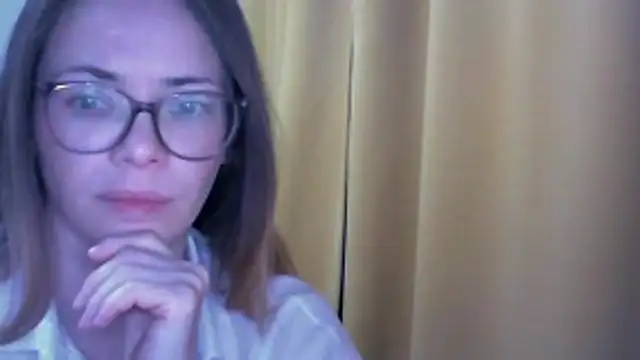 Snapshot of SEA_Dream chatting on December 16, 2025, 3:11 am SEA Dream online show from December 16, 2025, 3:11 am