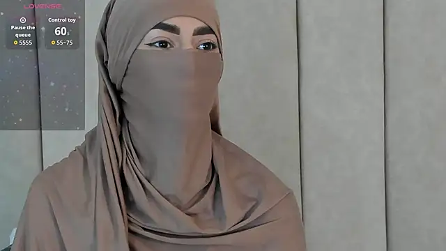  Zahiira  online show from November 12, 2025, 11:54 am