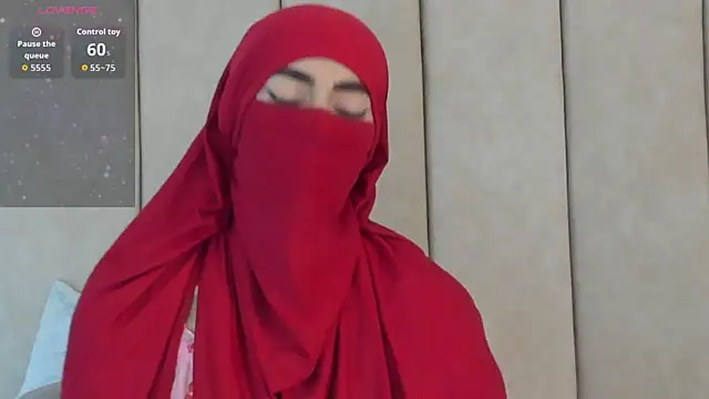  Zahiira  online show from November 27, 2025, 12:07 pm