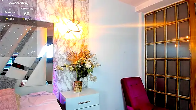 Aisha poweer online show from October 17, 2025, 4:04 am