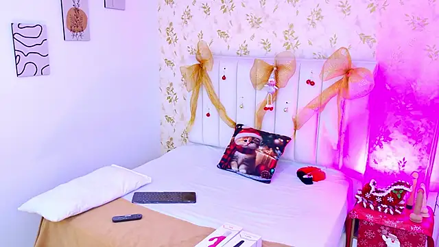 Snapshot of RavenGloomy chatting on November 27, 2025, 7:38 pm RavenGloomy online show from November 27, 2025, 7:38 pm