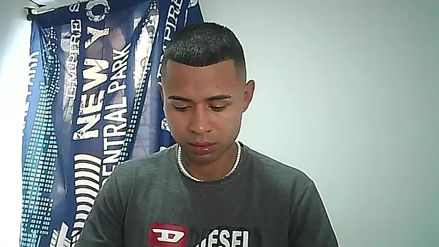  Logan Colton  online show from September 9, 2025, 8:19 pm