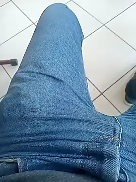 Snapshot of svvagesexyy chatting on November 13, 2025, 7:51 am svvagesexyy online show from November 13, 2025, 7:51 am