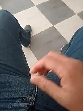 Snapshot of svvagesexyy chatting on November 16, 2025, 8:31 am svvagesexyy online show from November 16, 2025, 8:31 am