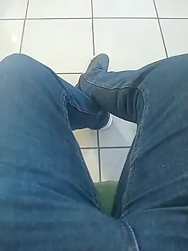 Snapshot of svvagesexyy chatting on December 2, 2025, 7:36 am svvagesexyy online show from December 2, 2025, 7:36 am