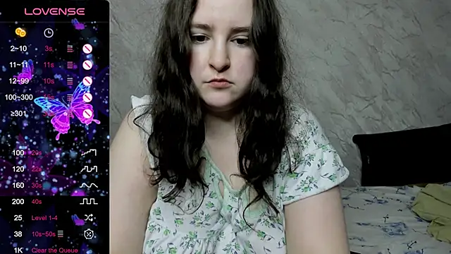 Snapshot of alice_allens chatting on September 21, 2025, 11:56 am alice allens online show from September 21, 2025, 11:56 am