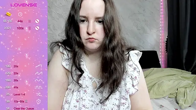 Snapshot of alice_allens chatting on October 7, 2025, 8:55 am alice allens online show from October 7, 2025, 8:55 am