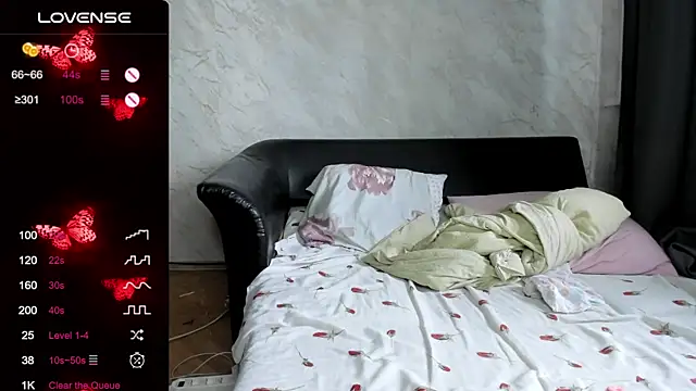 Snapshot of alice_allens chatting on October 18, 2025, 11:00 am alice allens online show from October 18, 2025, 11:00 am