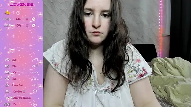 Snapshot of alice_allens chatting on October 24, 2025, 11:06 am alice allens online show from October 24, 2025, 11:06 am