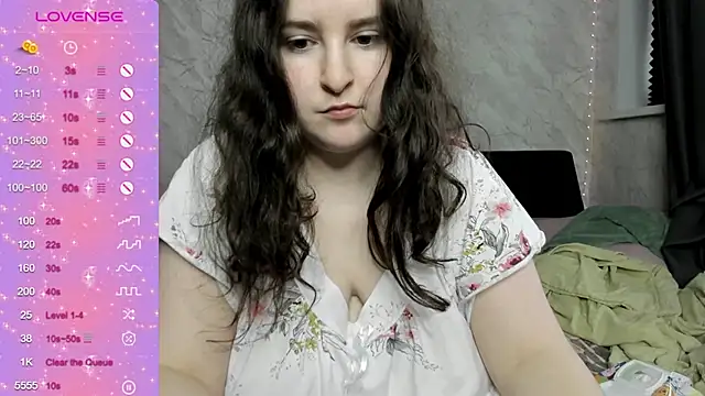Snapshot of alice_allens chatting on October 26, 2025, 1:06 pm alice allens online show from October 26, 2025, 1:06 pm