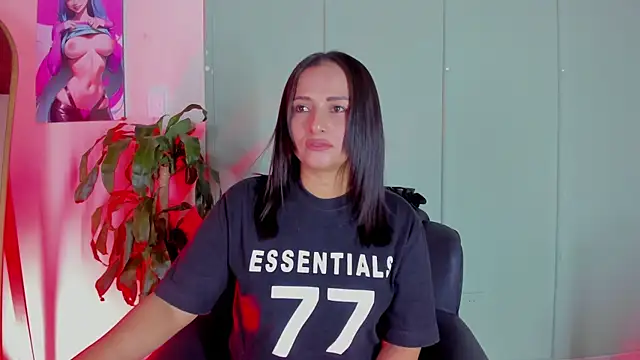 Snapshot of Zafiro__Brown chatting on September 24, 2025, 11:57 am Zafiro Brown online show from September 24, 2025, 11:57 am