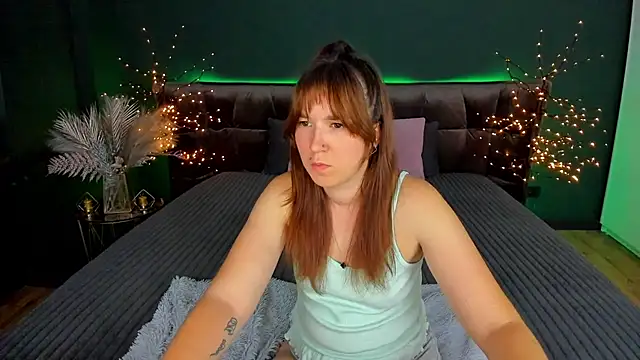 Snapshot of Sofii_darling chatting on September 15, 2025, 4:29 pm Sofii darling online show from September 15, 2025, 4:29 pm