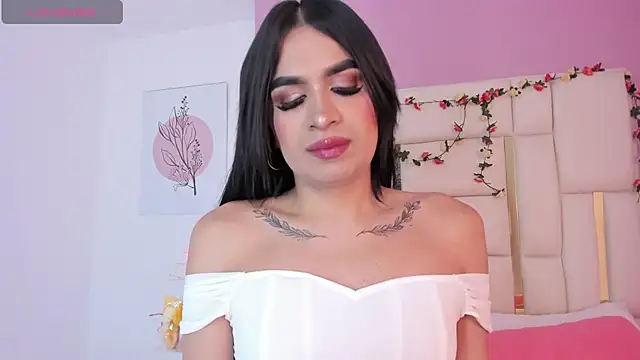 Snapshot of Silvana-Castro chatting on September 21, 2025, 11:23 am Silvana-Castro online show from September 21, 2025, 11:23 am