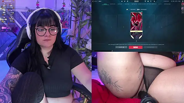 EternaAura online show from November 9, 2025, 1:53 pm