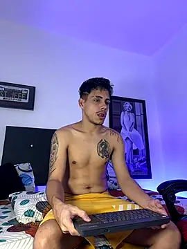 Snapshot of Luke_Stone chatting on November 2, 2025, 7:16 pm Luke Stone online show from November 2, 2025, 7:16 pm