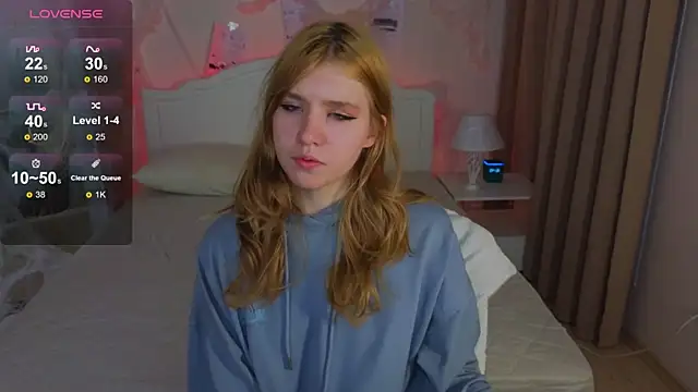 Iris Rain online show from October 26, 2025, 9:48 am