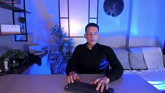 Dustin Sonne online show from November 29, 2025, 3:42 am