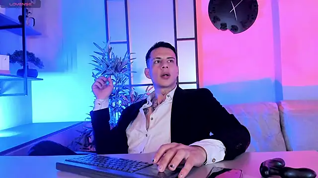 Dustin Sonne online show from December 5, 2025, 3:59 am